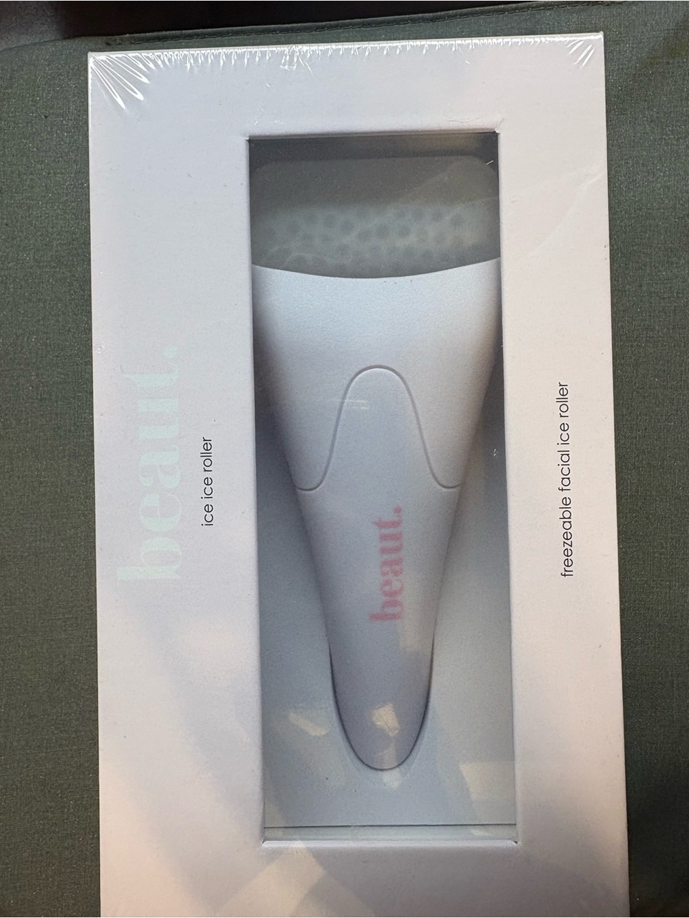 Beaut. Freezable Facial Ice Roller in White NWT